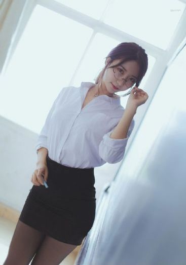 少女h文_BD英语电影完整版