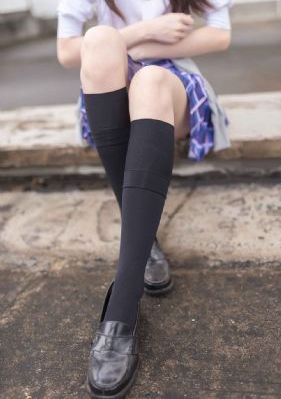 女老师免费_高清在线播放观看