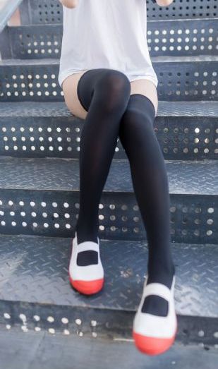 灰姑娘h版_免费手机在线看片