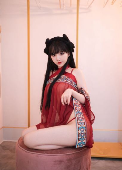 巨大女英雄在线看完整版免费_超清免费在线观看